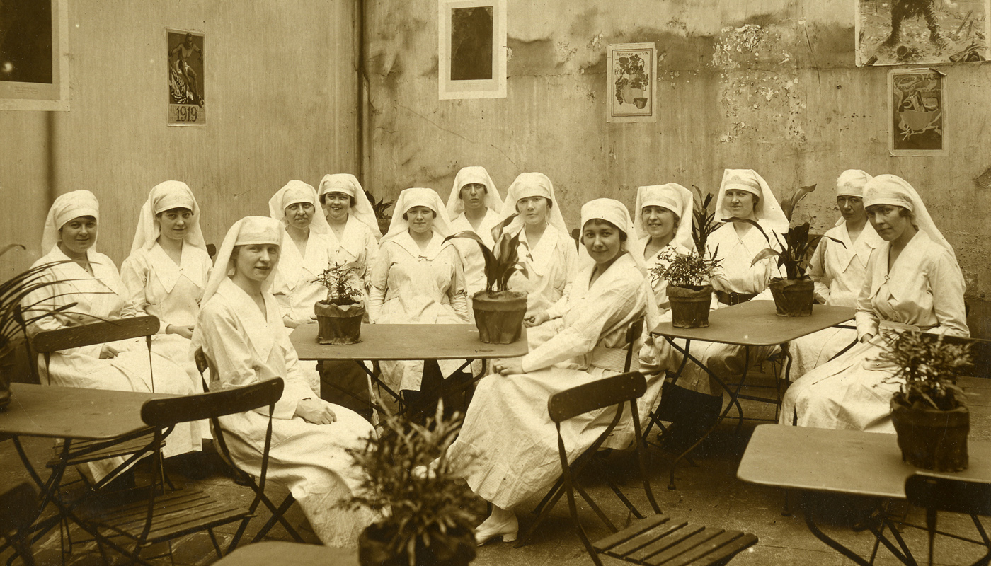 Group of nuns during World War One