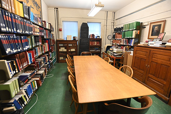 Mullen 034: Ancient Near-East Seminar Room