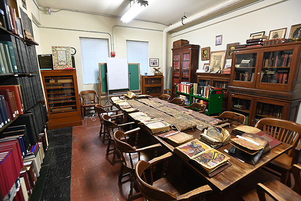 Mullen 036: Christian Near-East Seminar Room