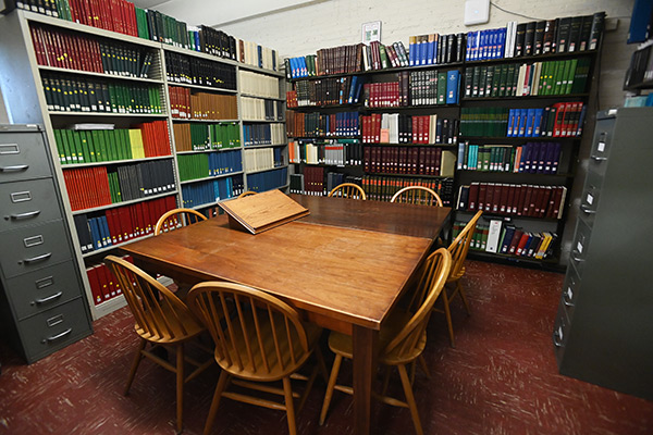 Mullen 037: Arabic Room